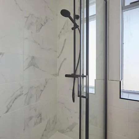 Anya's Lookout - Near With Wifi - Sleeps 4 公寓 斯卡伯勒